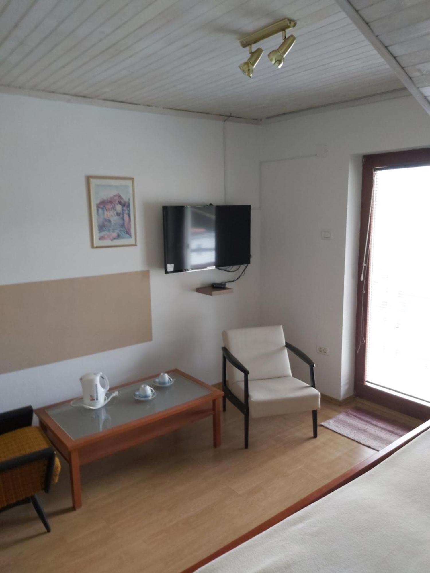 Rooms Zagon Postojna Exterior photo